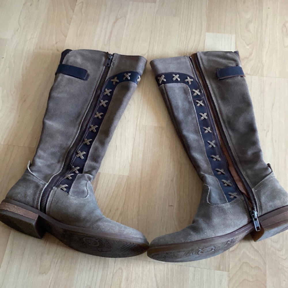 Born Boots